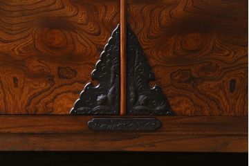 当店リメイク家具　伝統民芸　岩谷堂箪笥　2wayが便利な脚付サイドボード(衣装箪笥、引き出し、収納棚)