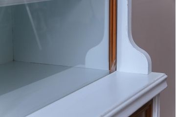 ジャパンビンテージ　ペイント家具　レトロな雰囲気が魅力的なカップボード(食器棚、収納棚)