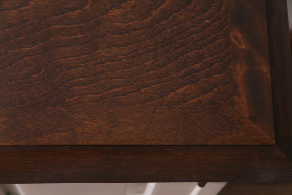 ペイント家具　ビンテージ　#138　淡いカラーが一味違う北海道民芸家具のサイドボード(サイドキャビネット、収納棚)