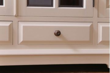 ペイント家具　ビンテージ　#138　淡いカラーが一味違う北海道民芸家具のサイドボード(サイドキャビネット、収納棚)