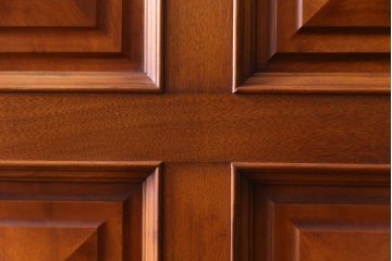 中古　横浜クラシック家具　ダニエル(Daniel)　アーリーアメリカン　木のあたたかみを感じる上品な衣装タンス(引き出し、チェスト)