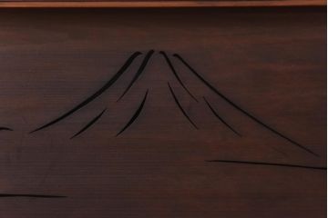 和製アンティーク　富士と茄子の図　情緒溢れる透かしの欄間(明り取り、明かり取り)