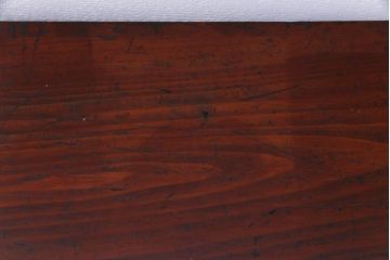 アンティーク家具　和製アンティーク　前面ケヤキ材共縁　漆塗り　珍しいデザインの贅沢な関東衣装箪笥(重ね箪笥、和タンス)