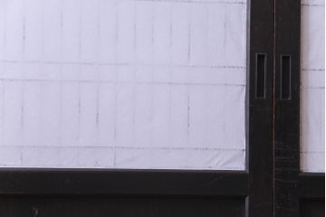 和製アンティーク　障子紙貼り　明治大正期の風情あふれる板戸2枚セット(引き戸、建具)