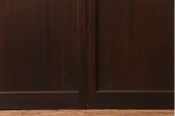 和製アンティーク　大正昭和初期　杉材柾目　幅狭タイプ　しっとりとした木肌が上品な板戸2枚セット(建具、引き戸)