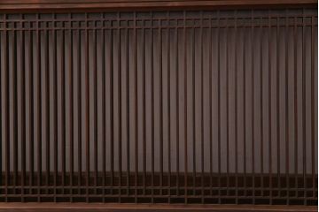 昭和初期　繊細に並んだ細い桟が上品な雰囲気醸し出す筬(おさ)欄間(欄間、明り取り)