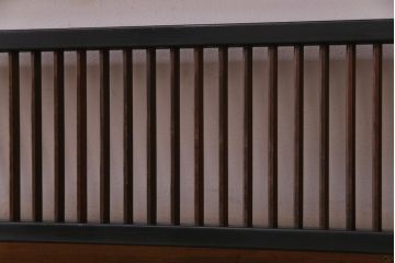 昭和初期　漆塗りが上品な雰囲気醸し出す筬(おさ)欄間(欄間、明り取り)