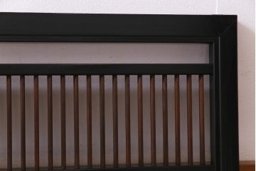 昭和初期　漆塗りが上品な雰囲気醸し出す筬(おさ)欄間(欄間、明り取り)