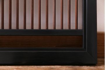 昭和初期　シックな色合いが上品な雰囲気醸し出す筬(おさ)欄間(欄間、明り取り)(1)