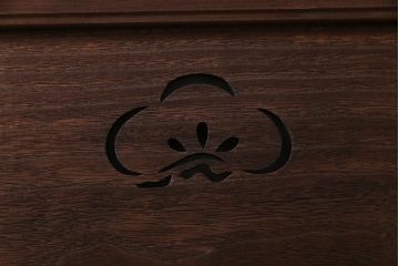 和製アンティーク　松の図　素朴な透かし意匠が魅力の欄間(明り取り)