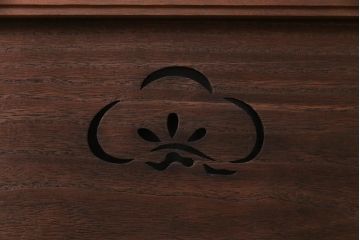 和製アンティーク　松の図　素朴な透かし意匠が魅力の欄間(明り取り)