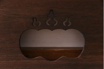 和製アンティーク　桐紋　素朴な透かし意匠が魅力の欄間(明り取り)(2)