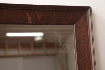 アンティーク雑貨　昭和レトロ　ナラ材　趣きのある虎斑が目を引くウォールミラー(壁掛け鏡)