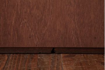 アンティーク雑貨　昭和レトロ　ナラ材　趣きのある虎斑が目を引くウォールミラー(壁掛け鏡)