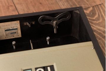 アンティーク雑貨　SEIKO(セイコー)　30DAY・1ヵ月巻　手巻き式　日付曜日付き掛け時計(柱時計、振り子時計)