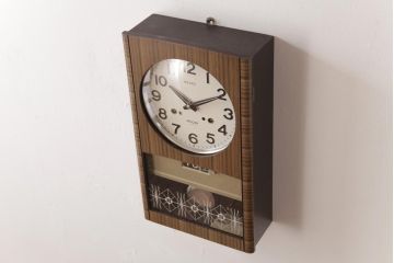 アンティーク雑貨　SEIKO(セイコー)　30DAY・1ヵ月巻　手巻き式　日付曜日付き掛け時計(柱時計、振り子時計)