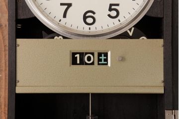 アンティーク雑貨　SEIKO(セイコー)　30DAY・1ヵ月巻　手巻き式　日付曜日付き掛け時計(柱時計、振り子時計)