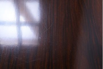 ヴィンテージ家具　北欧ビンテージ　ノルウェー　ローズウッド材　落ち着きのある佇まいのセンターテーブル