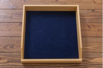 ヴィンテージ家具　イギリスビンテージ　北欧テイストなペイントサイドボード(収納棚)