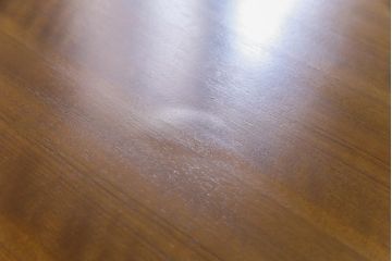 ヴィンテージ家具　イギリスビンテージ　北欧テイストなペイントサイドボード(収納棚)