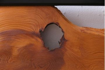 和製アンティーク　屋久杉無垢材　枠漆塗り　個性的で存在感のある欄間(明り取り)(1)