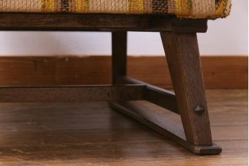 ヴィンテージ家具　ビンテージ　神戸洋家具　永田良介商店　凛とした風格を漂わせるシングルソファ(1人掛け、アームチェア)(1)