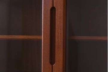 ヴィンテージ家具　ビンテージ　北欧風　チーク材　パーケット(寄せ木)の扉がおしゃれなキャビネット(食器棚、本棚)