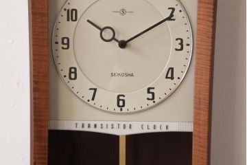 アンティーク雑貨　中古　SEIKOSHA(精工舎、セイコー)　内部交換済・電池式　レトロモダンな壁掛け時計(柱時計)
