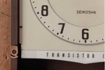 アンティーク雑貨　中古　SEIKOSHA(精工舎、セイコー)　内部交換済・電池式　レトロモダンな壁掛け時計(柱時計)