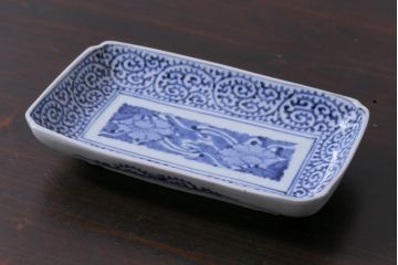 古民具・骨董　江戸期　古伊万里　冨貴長春　蛸唐草文長皿(和食器)