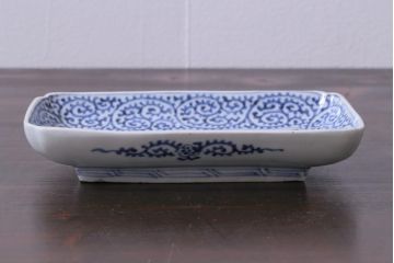 古民具・骨董　江戸期　古伊万里　冨貴長春　蛸唐草文長皿(和食器)