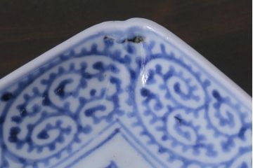 古民具・骨董　江戸期　古伊万里　冨貴長春　縁起の良い蛸唐草長皿(和食器)