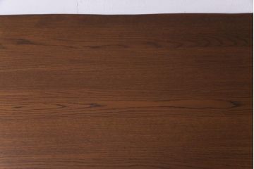 中古　輸入家具　ベルギー製　どっしりとした重厚感のあるオーク材の6人掛けダイニングテーブル(机)(定価約24万円)