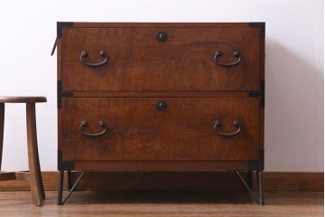 アンティーク家具　上手物!　三方ケヤキ前面玉杢材　漆塗り　箪笥リメイクリビングボード(ローボード、引き出し)(2)