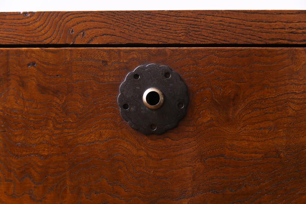 アンティーク家具　上手物!　三方ケヤキ前面玉杢材　漆塗り　箪笥リメイクリビングボード(ローボード、引き出し)(2)