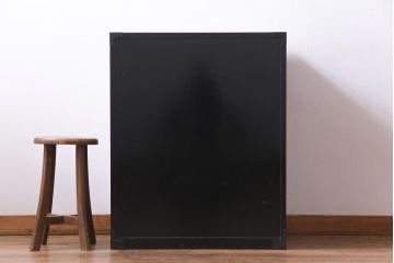 中古　民芸家具　漆塗り　ケヤキ材　上質な仕上がりで気品漂う国産の整理箪笥(和タンス)
