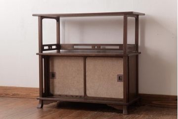 中古　指物家具　桑材　落ち着いた和の雰囲気が漂う上品な茶棚(飾り棚)