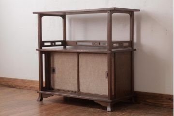 中古　指物家具　桑材　落ち着いた和の雰囲気が漂う上品な茶棚(飾り棚)
