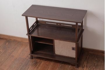 中古　指物家具　桑材　落ち着いた和の雰囲気が漂う上品な茶棚(飾り棚)