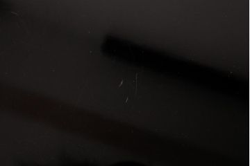 中古　森下弘堂　沈金　対の鳳凰が視線を惹きつける輪島塗の茶棚(飾り棚、飾棚)