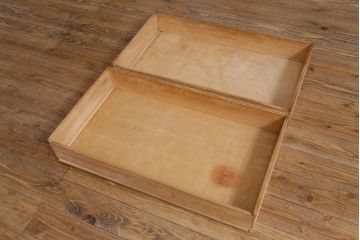 アンティーク家具　イギリスアンティーク　オーク材　堂々とした佇まいが目を引く大振りのサイドボード(カクテルキャビネット)