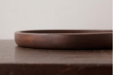 和製アンティーク　ケヤキ材　古い味わいのある刳り貫き盆・大小セット(丸盆)