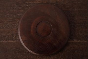 和製アンティーク　ケヤキ材　古い味わいのある刳り貫き盆・大小セット(丸盆)