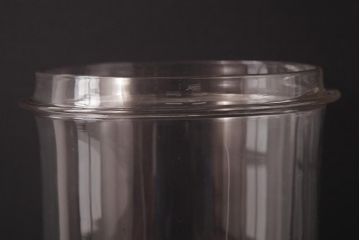 アンティーク雑貨　昭和レトロ　昔懐かしい雰囲気を演出する丸型ガラスビン(ガラス瓶、キャニスター)