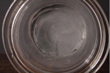 アンティーク雑貨　昭和レトロ　昔懐かしい雰囲気を演出する丸型ガラスビン(ガラス瓶、キャニスター)