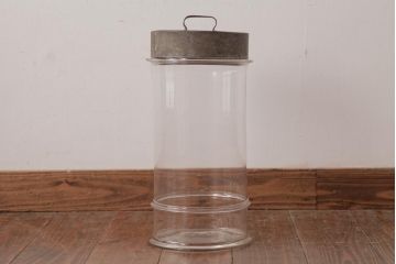 アンティーク雑貨　昭和レトロ　昔懐かしい雰囲気を演出する丸型ガラスビン(ガラス瓶、キャニスター)