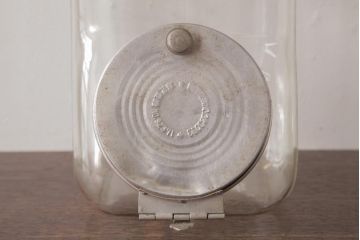 アンティーク雑貨　和製アンティーク　レトロな空間づくりにおすすめな古いタバコ屋のガラス瓶(ガラスビン)