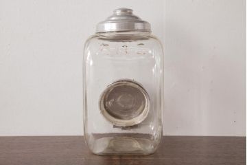 アンティーク雑貨　和製アンティーク　レトロな空間づくりにおすすめな古いタバコ屋のガラス瓶(ガラスビン)