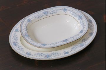 中古　Nittoroyal(ニットーロイヤル、ノリタケ)　ボーンチャイナ　ブルーヒル(廃盤)　オーバルプレート&深皿セット(大皿、カレー皿、洋食器)