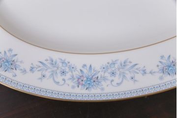 中古　Nittoroyal(ニットーロイヤル、ノリタケ)　ボーンチャイナ　ブルーヒル(廃盤)　オーバルプレート&深皿セット(大皿、カレー皿、洋食器)